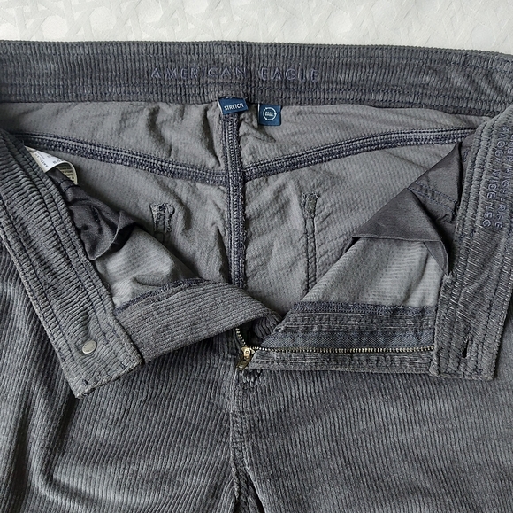 American Eagle Women Cargo Corduroy Pant Size 12 Gray High Rise Straight Leg - Picture 3 of 11